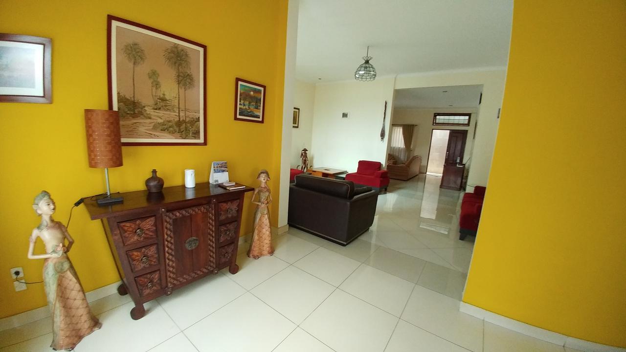 Villa Rumah Ibu Dago 반둥 외부 사진