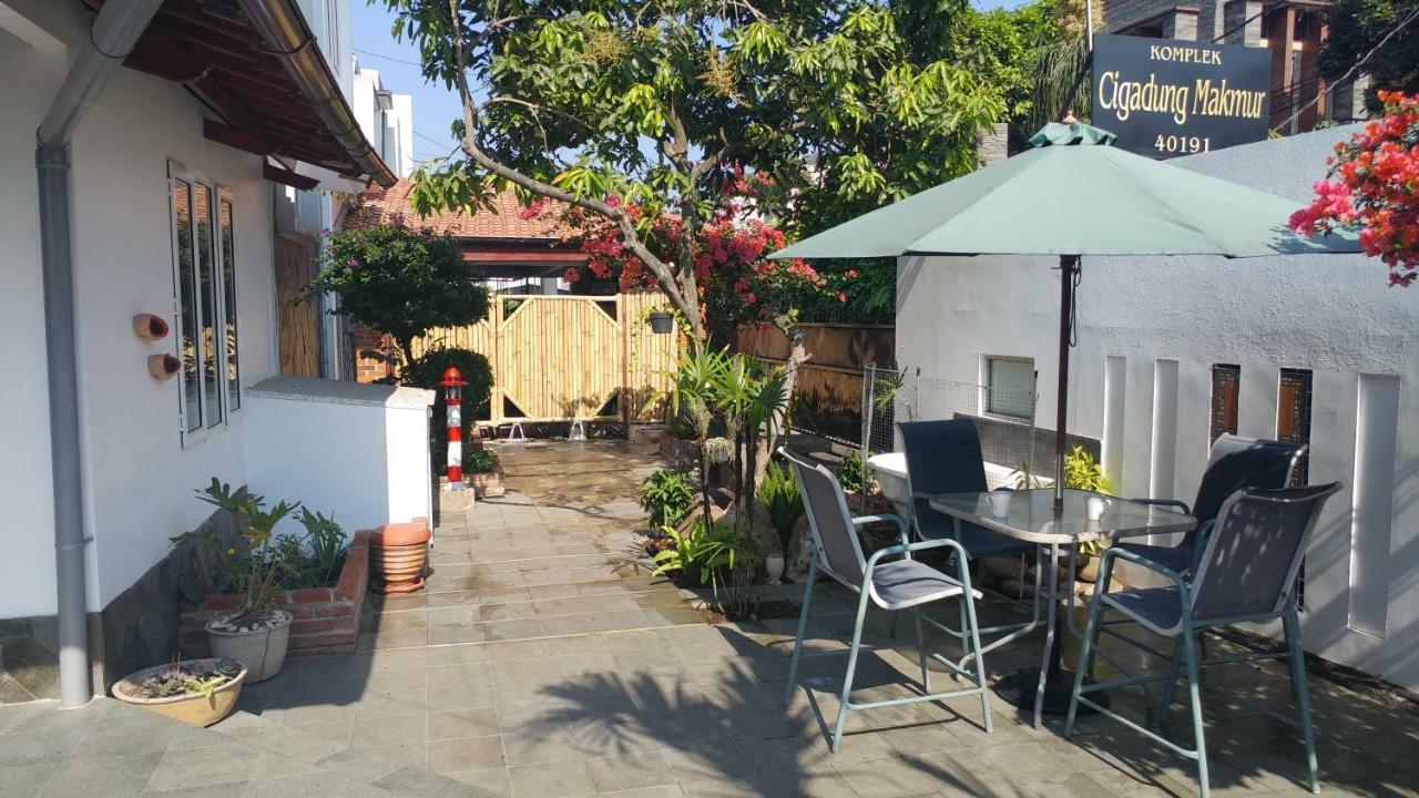 Villa Rumah Ibu Dago 반둥 외부 사진