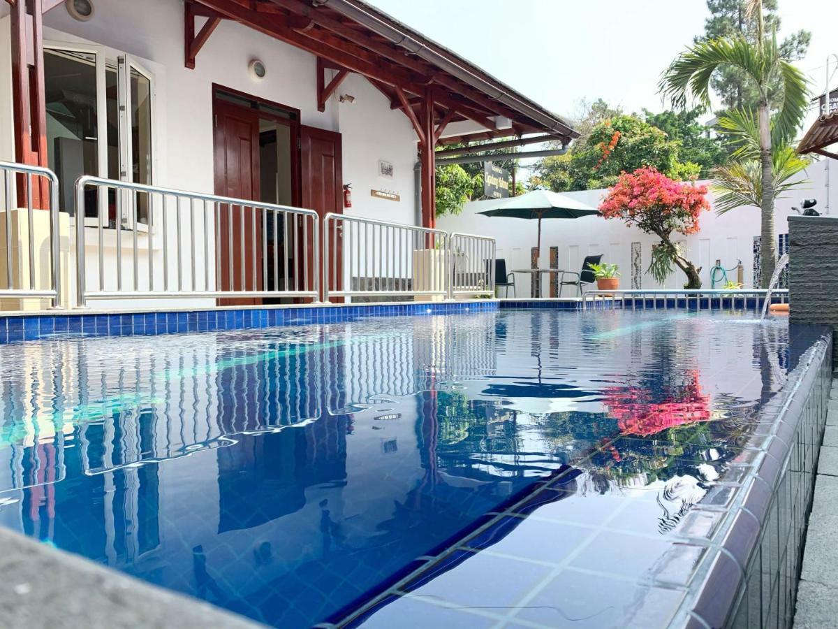Villa Rumah Ibu Dago 반둥 외부 사진