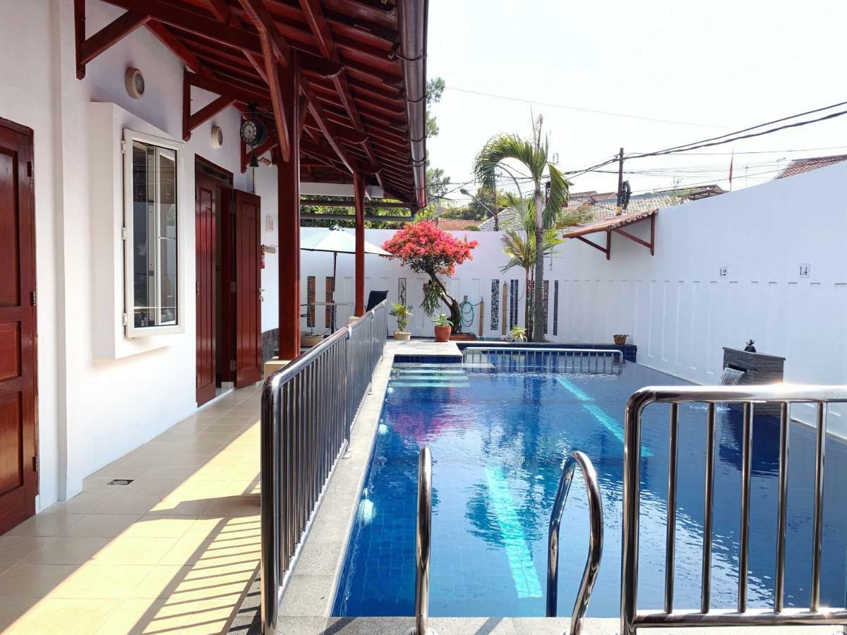 Villa Rumah Ibu Dago 반둥 외부 사진